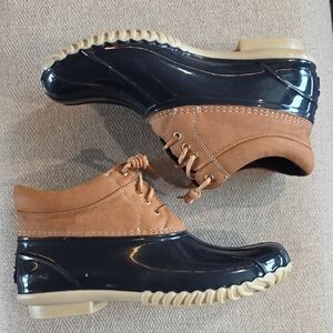 Tommy Hilfiger Navy and Tan Duck Boots Womens Size 9 Like New